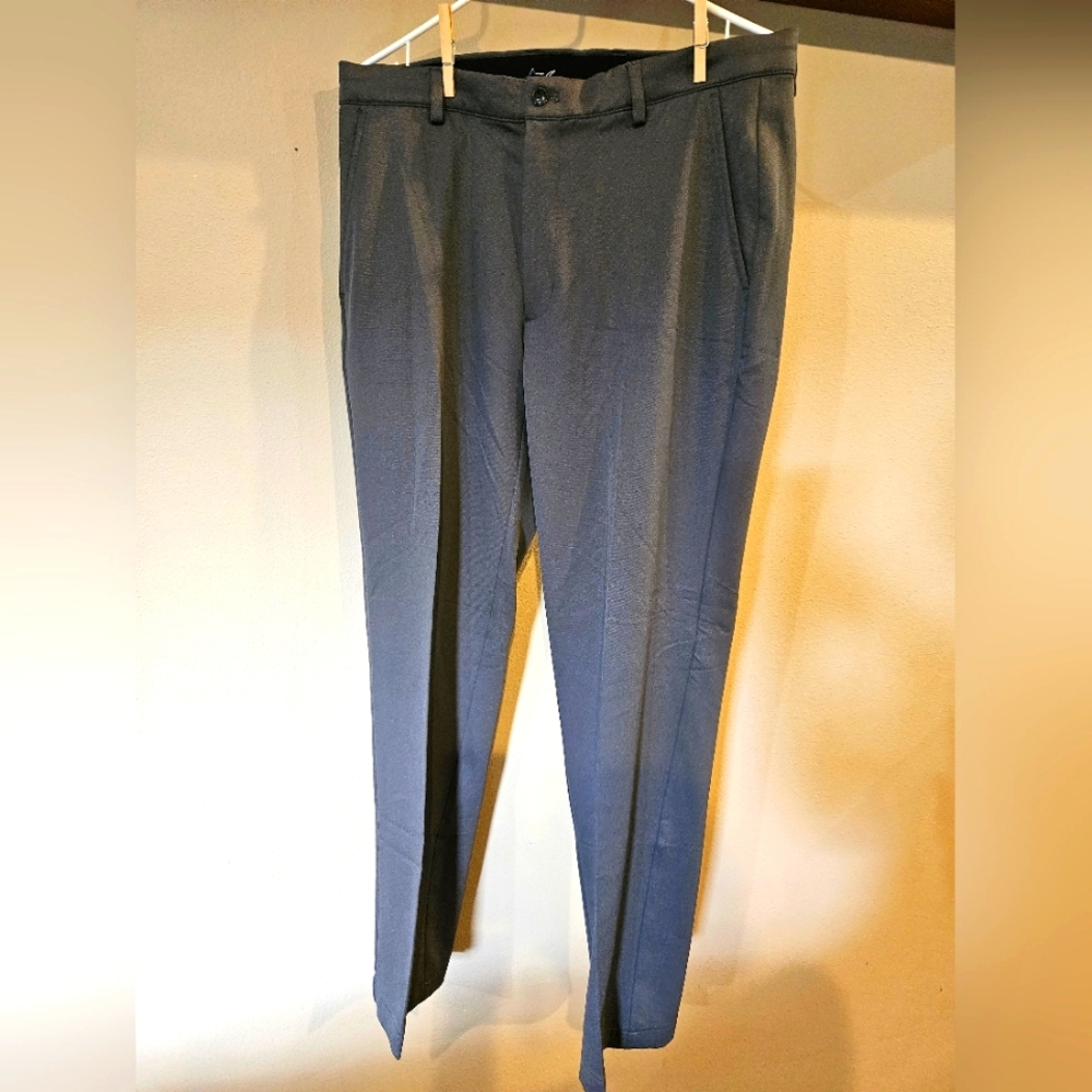 Greg Norman Men's Golf Pants
